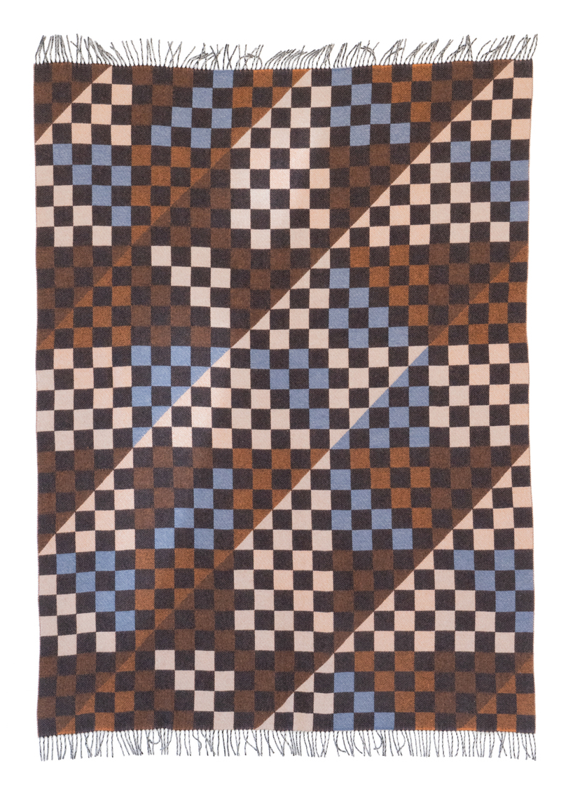raawii Dana Arbib Patch Decke  Saffron/blue/white
