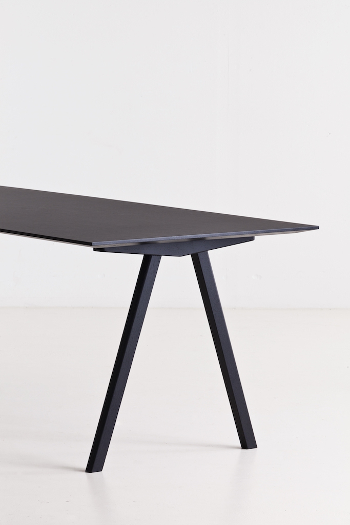 HAY CPH10 Tisch schwarz