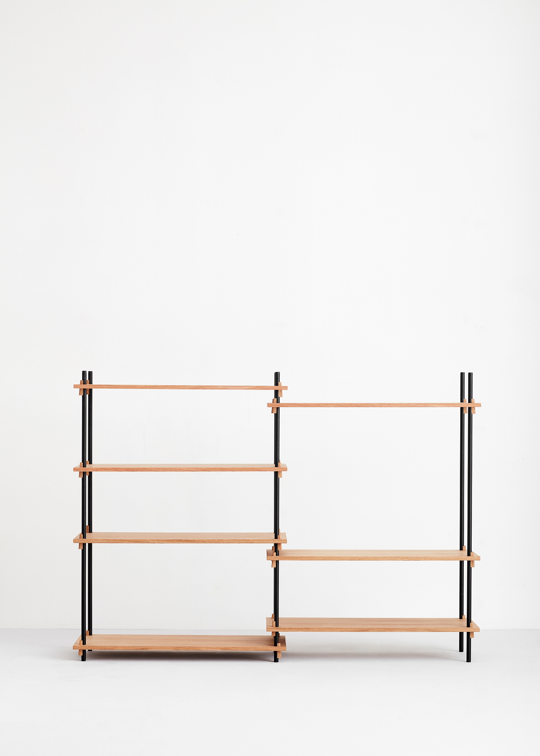 Moebe Shelving System medium double oak