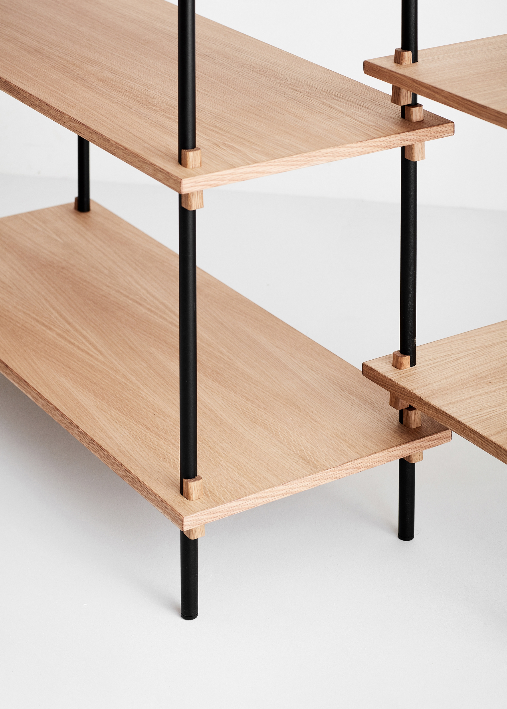 Moebe Shelving System tall single oak