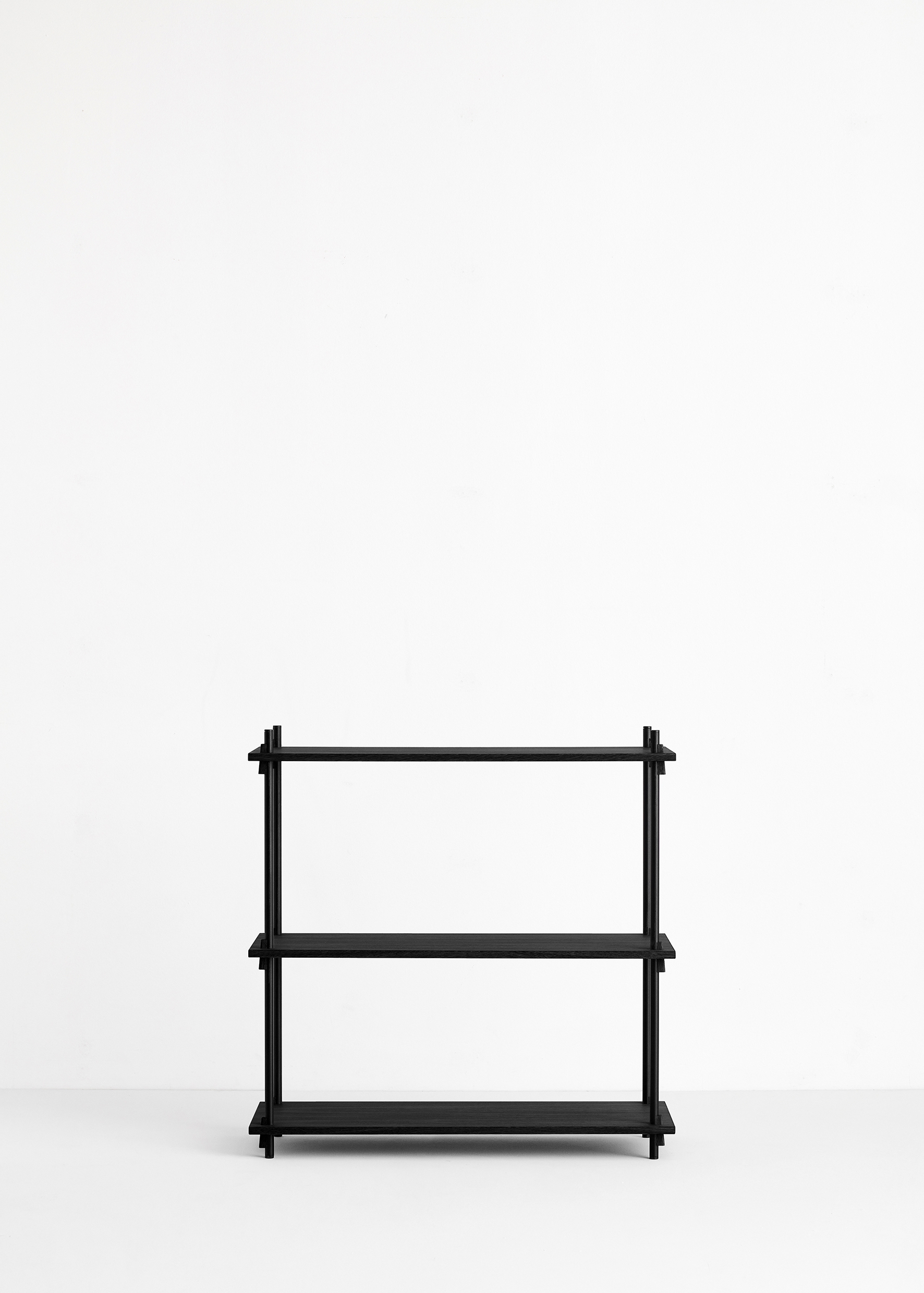Moebe Shelving System Low single black