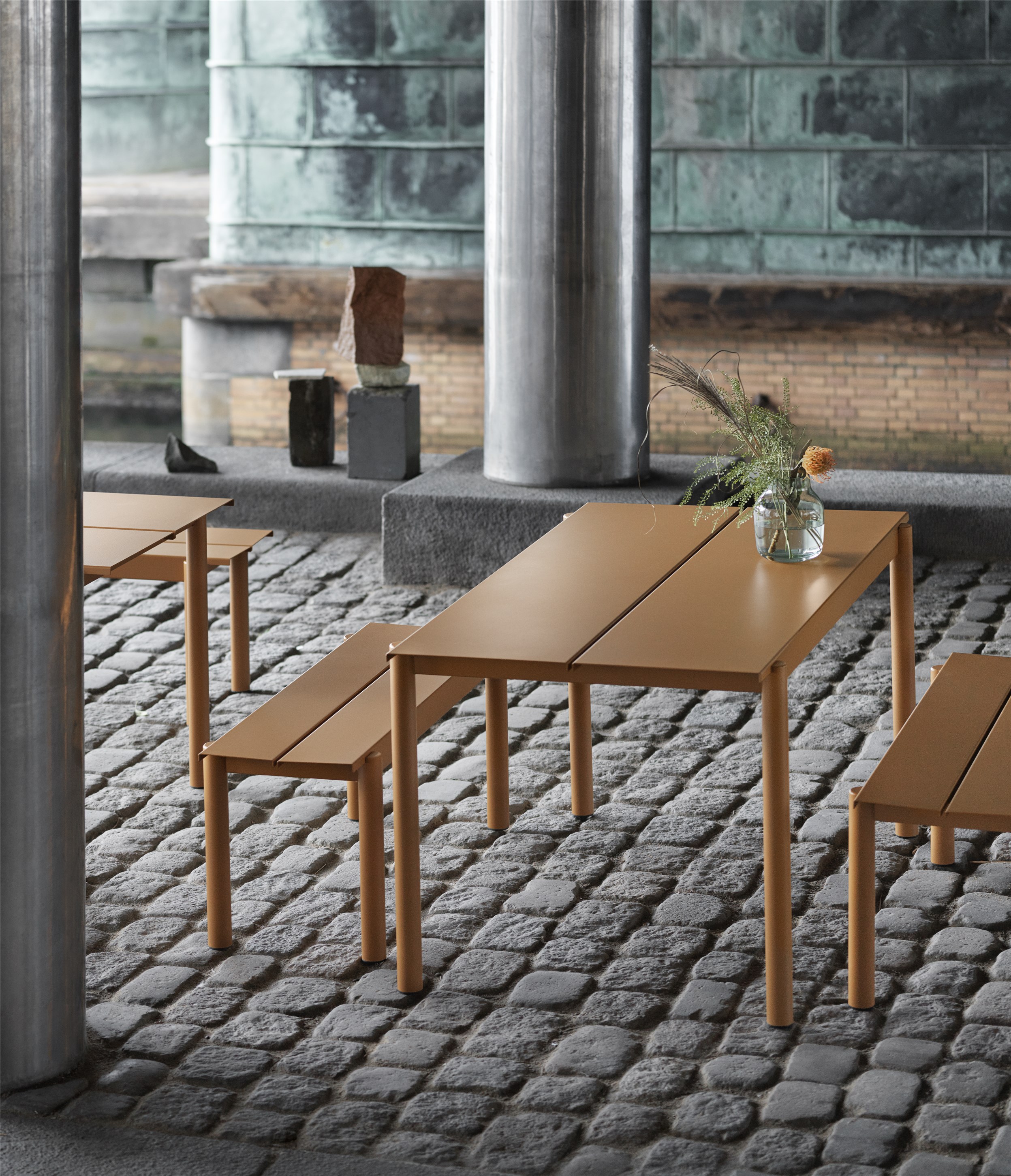 muuto Linear Steel Table