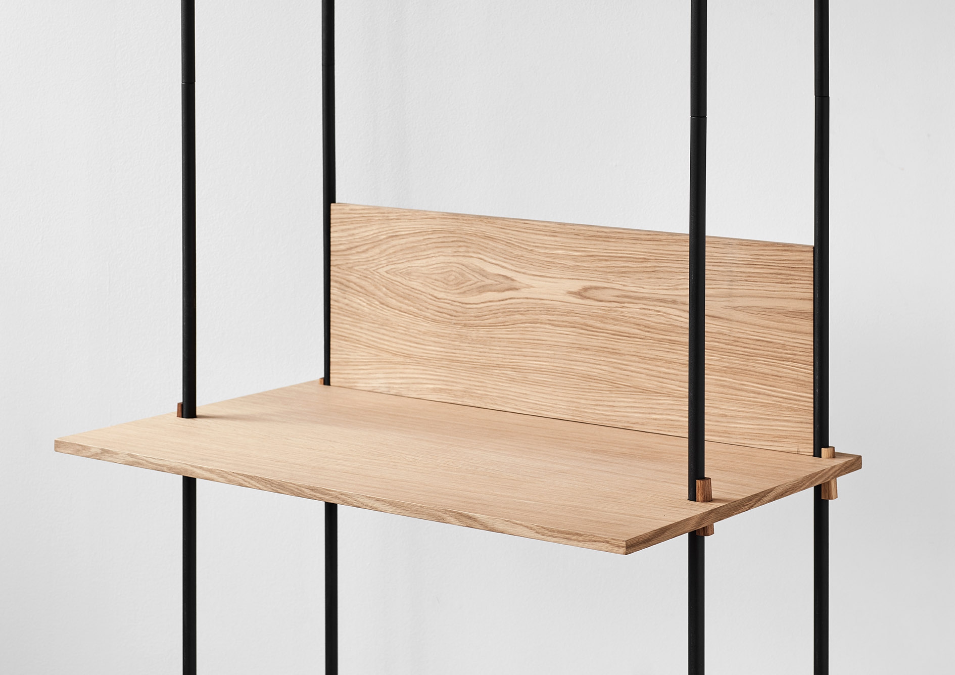 Moebe Shelving System Desk tall single set