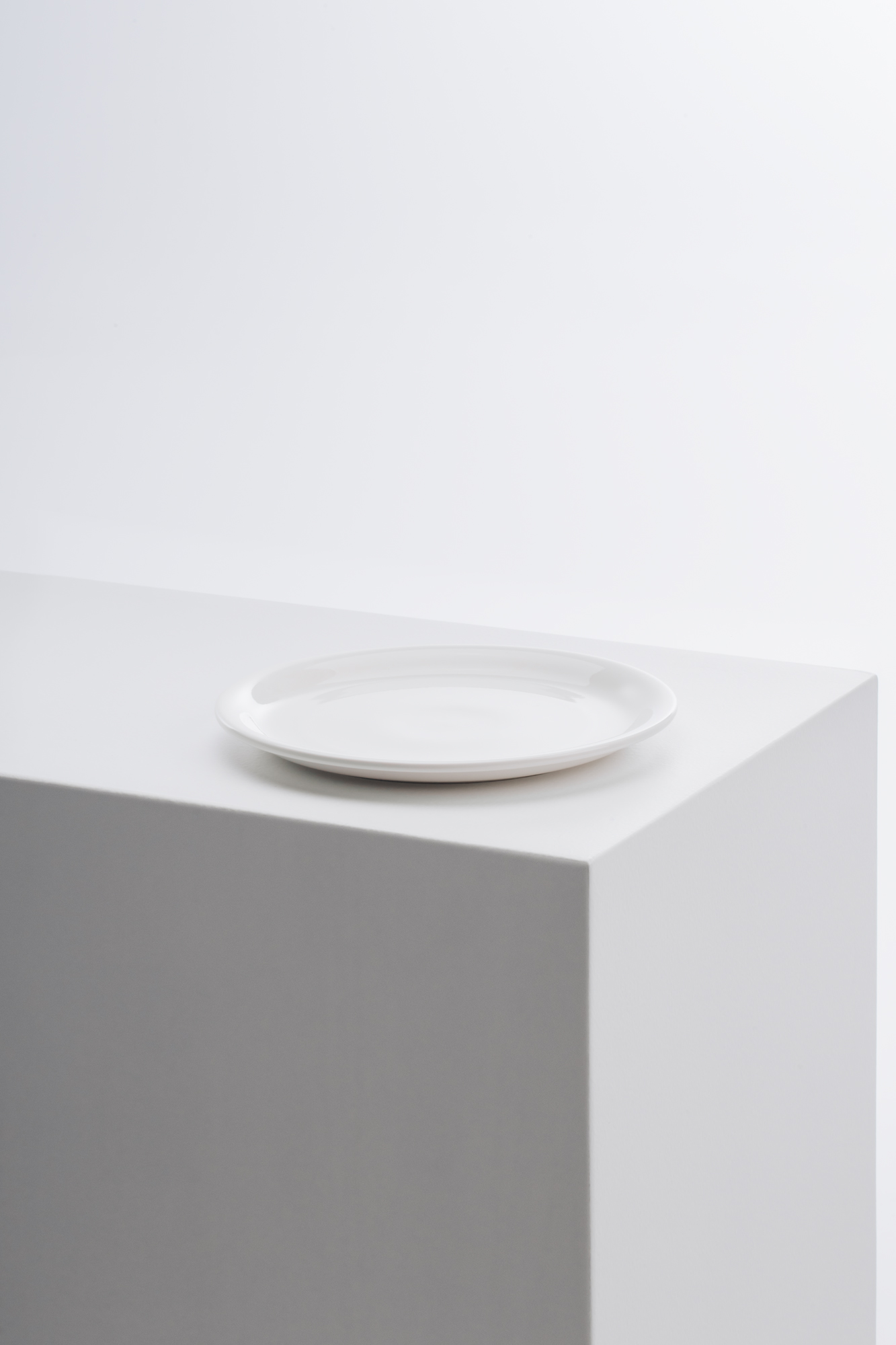ACME Classic Plate Large Milk