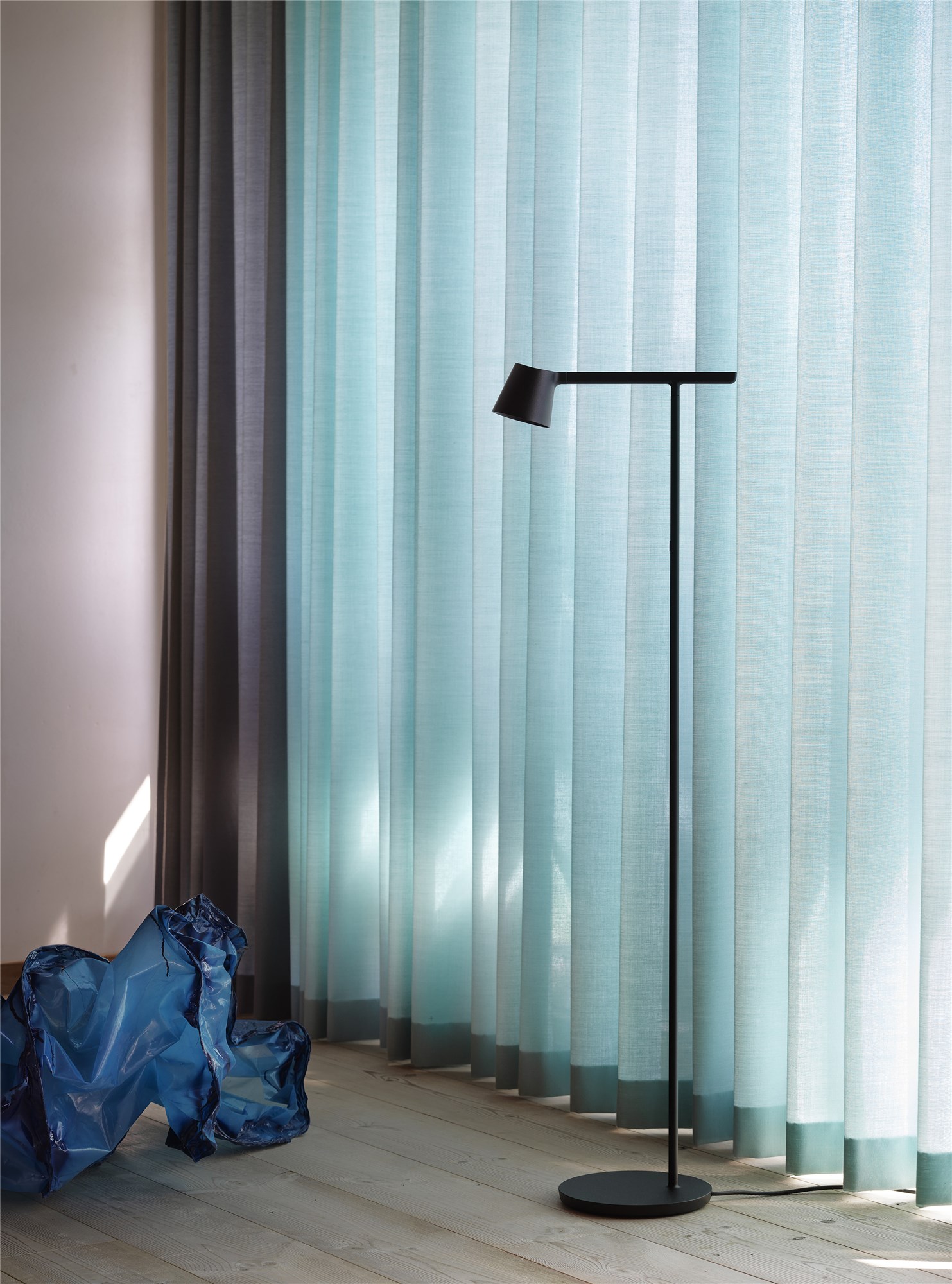 muuto Tip Floorlamp