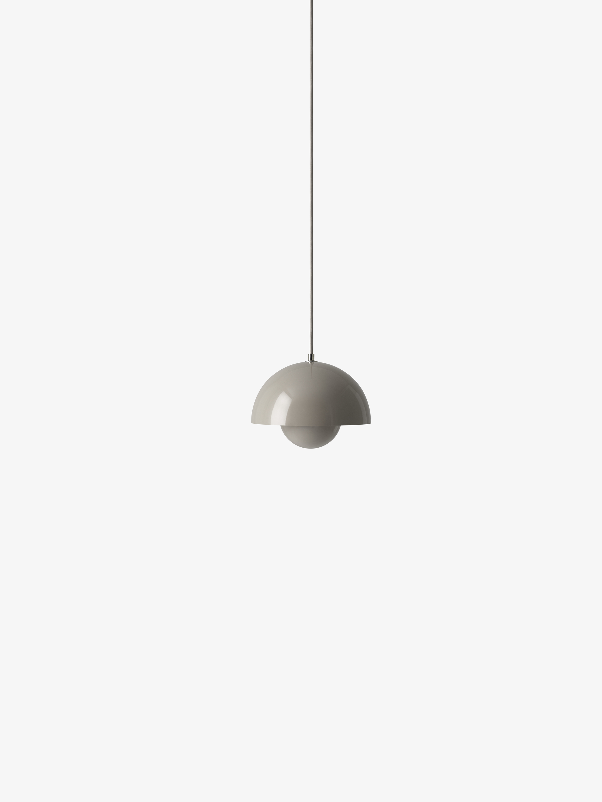 and  tradition Pendelleuchte Flowerpot VP1 grey beige