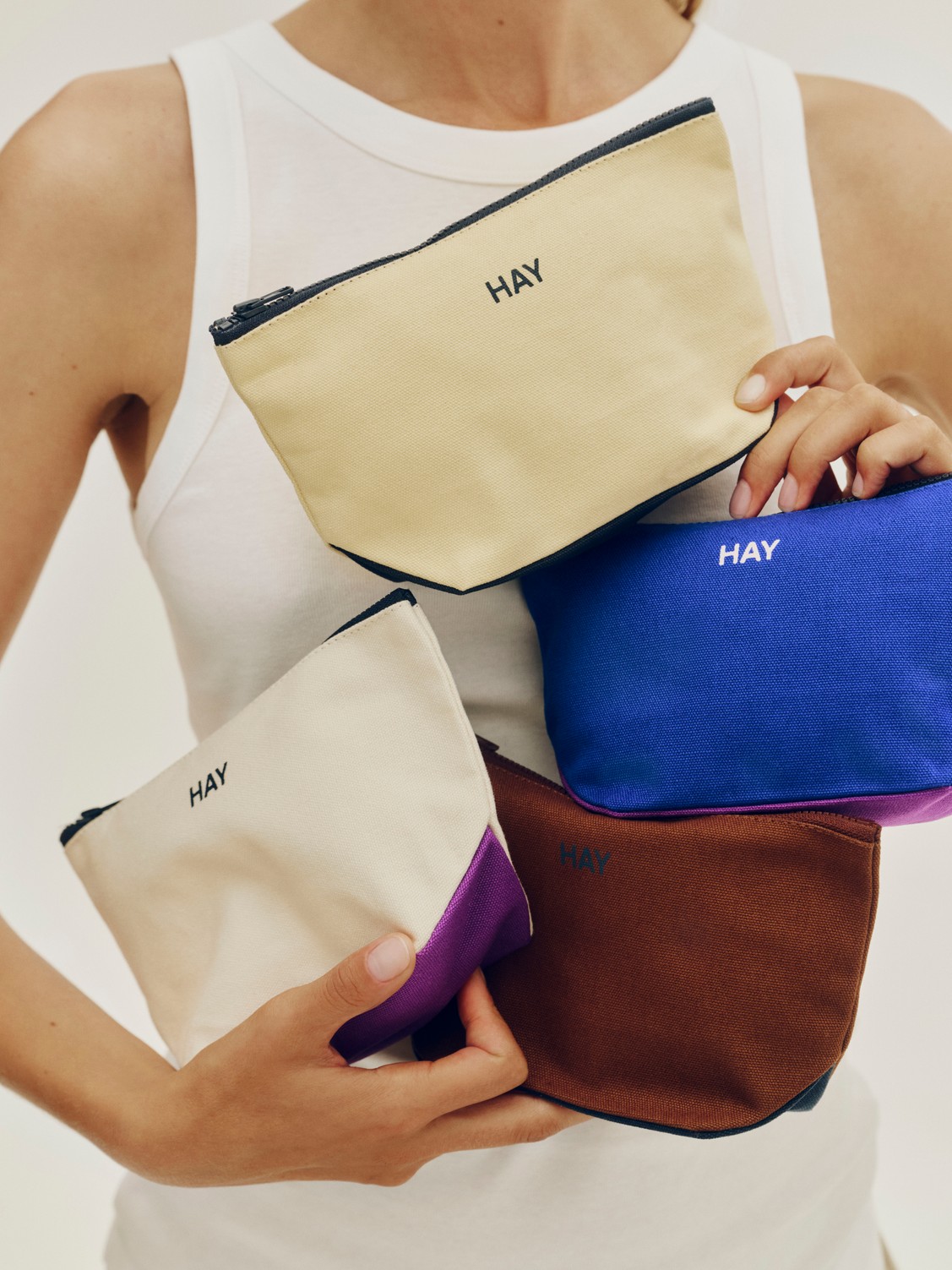 HAY Multi Pouch small Electric Blue