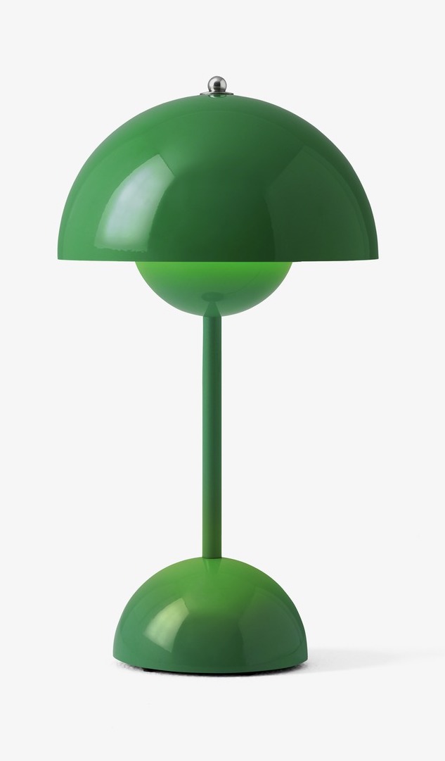 and tradition Flowerpot VP9 Portable